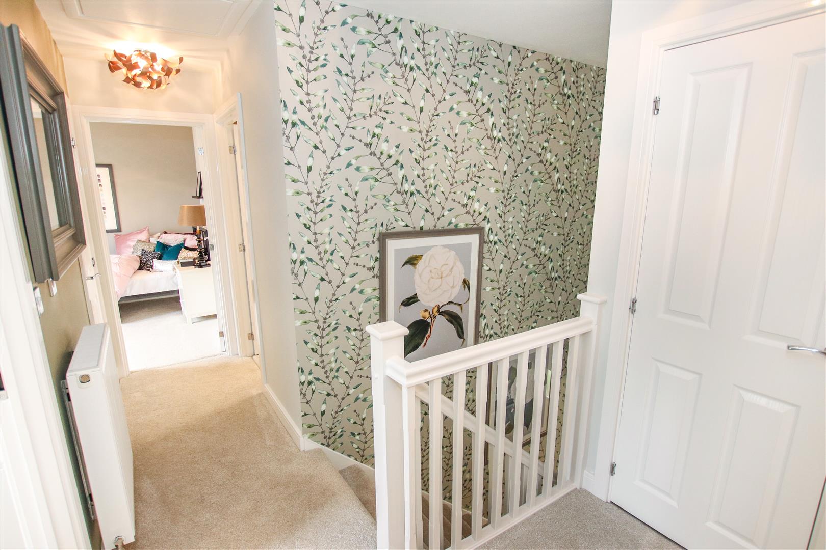 FIRST FLOOR LANDING